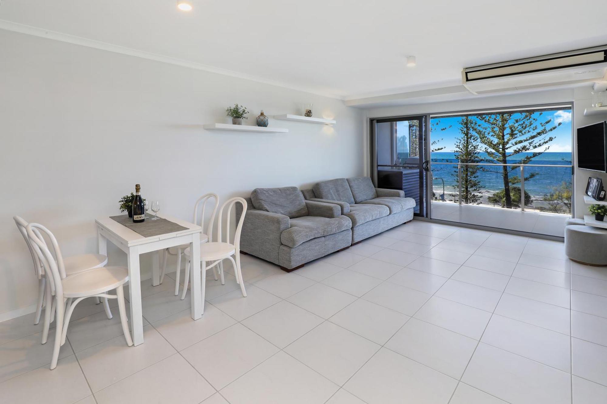 Malibu Apartments Mooloolaba Room photo